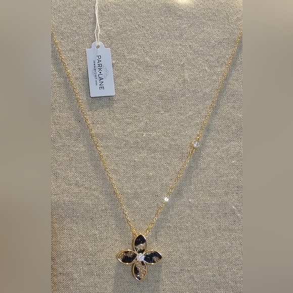 Park Lane October 2025 Sparkle Box NIB - Picture 6 of 7